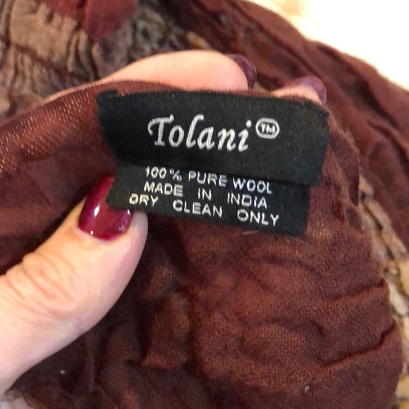 Tolani Brown/Rust Scarf 🧣 NWOT - Picture 4 of 4
